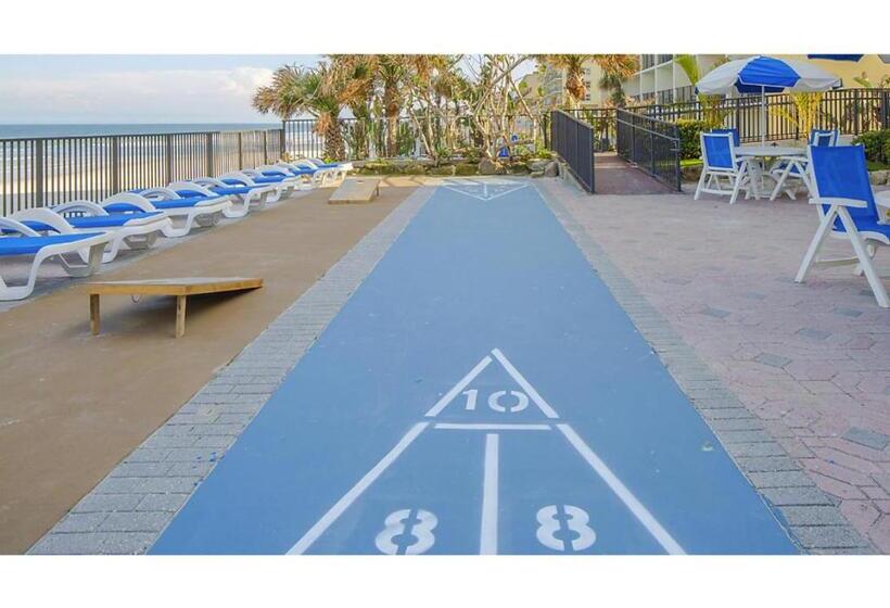 فندق Dolphin Beach Club