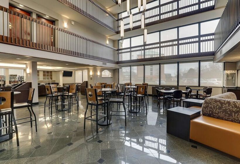 בית מלון כפרי Drury Inn & Suites Columbus Dublin