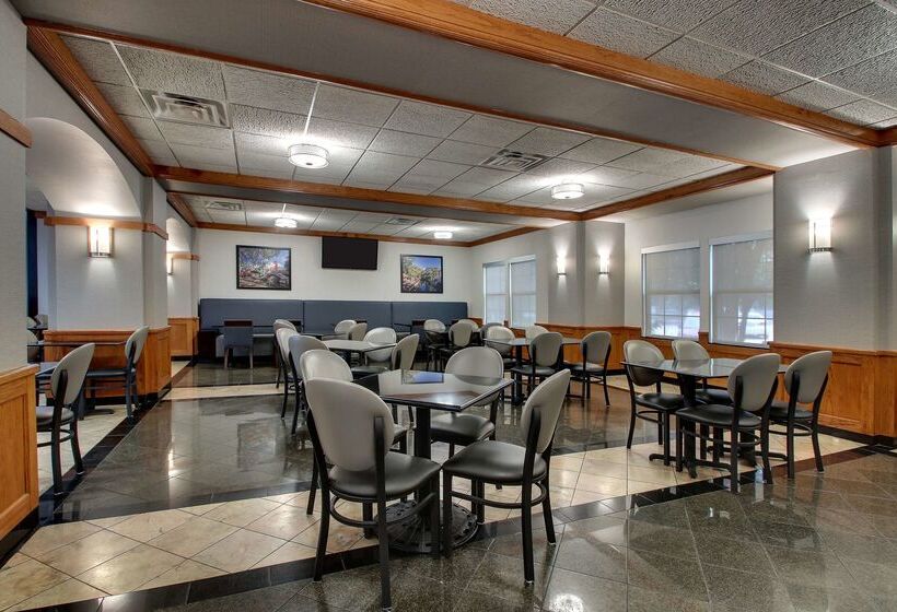 Отель Drury Inn & Suites San Antonio Northwest Medical Center