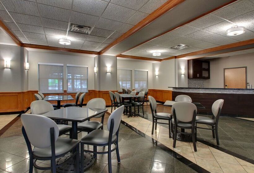 Отель Drury Inn & Suites San Antonio Northwest Medical Center