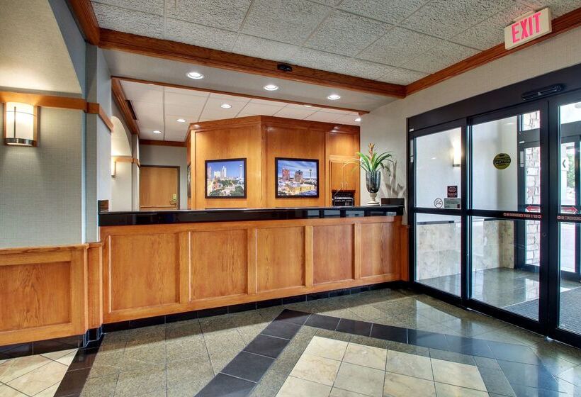 Отель Drury Inn & Suites San Antonio Northwest Medical Center