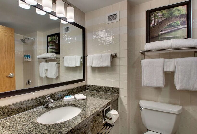 Отель Drury Inn & Suites San Antonio Northwest Medical Center