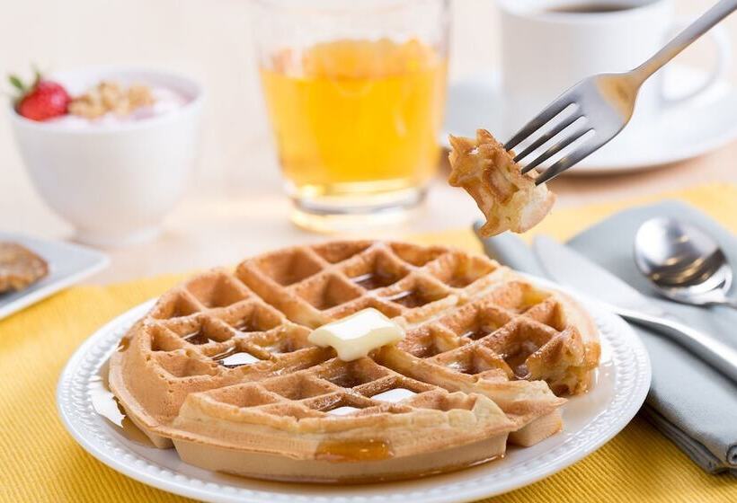 Отель Drury Inn & Suites San Antonio Northwest Medical Center