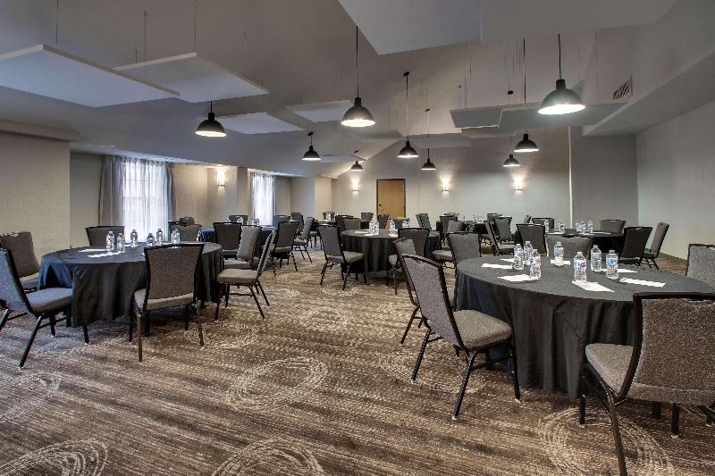 Отель Drury Inn & Suites San Antonio Northwest Medical Center