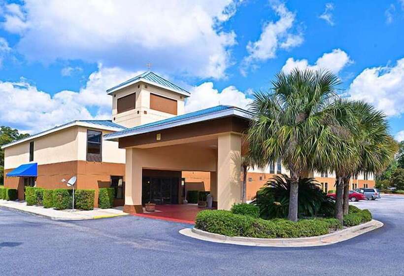 فندق Econo Lodge Darien