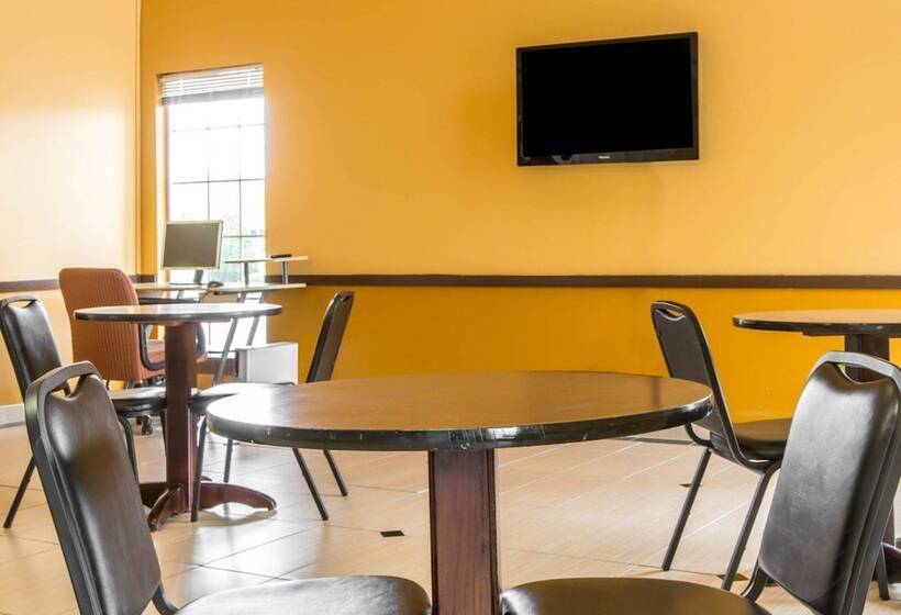 فندق Econo Lodge