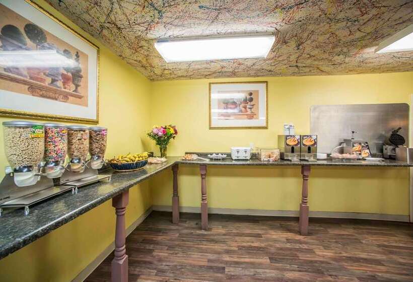 فندق Econo Lodge Marion