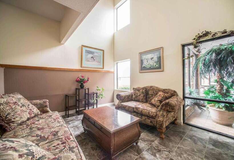 فندق Econo Lodge Marion