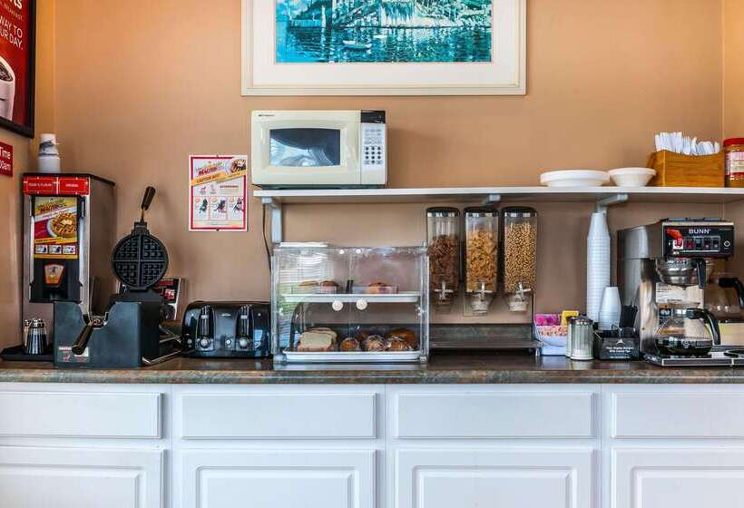 فندق Econo Lodge Vincennes