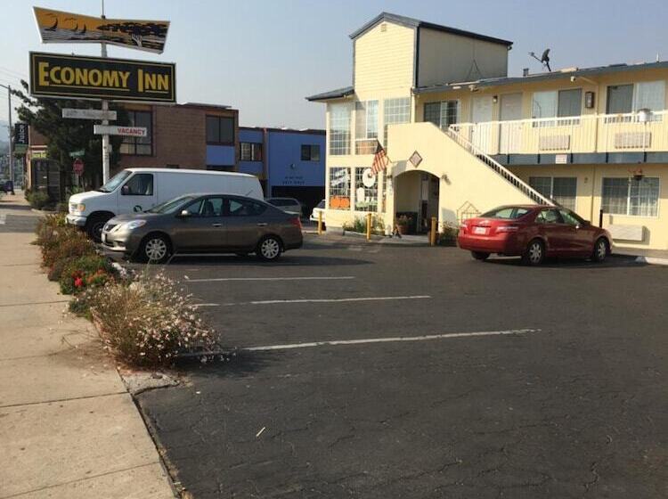 فندق Economy Inn Seaside