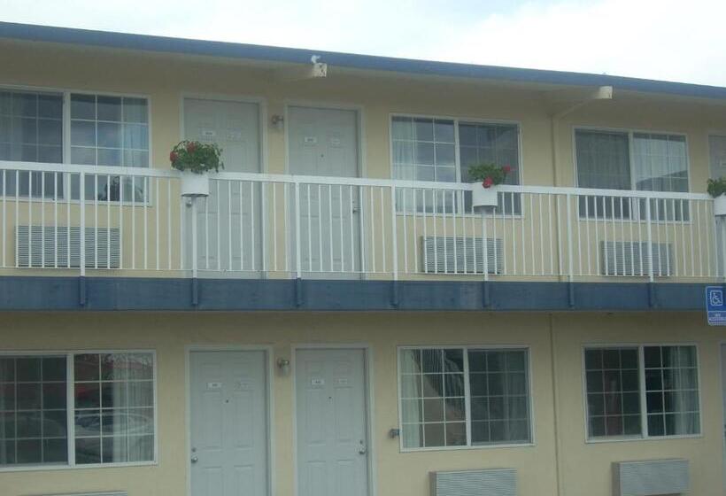 فندق Economy Inn Seaside