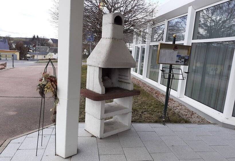 Отель Edit Pension Rossau