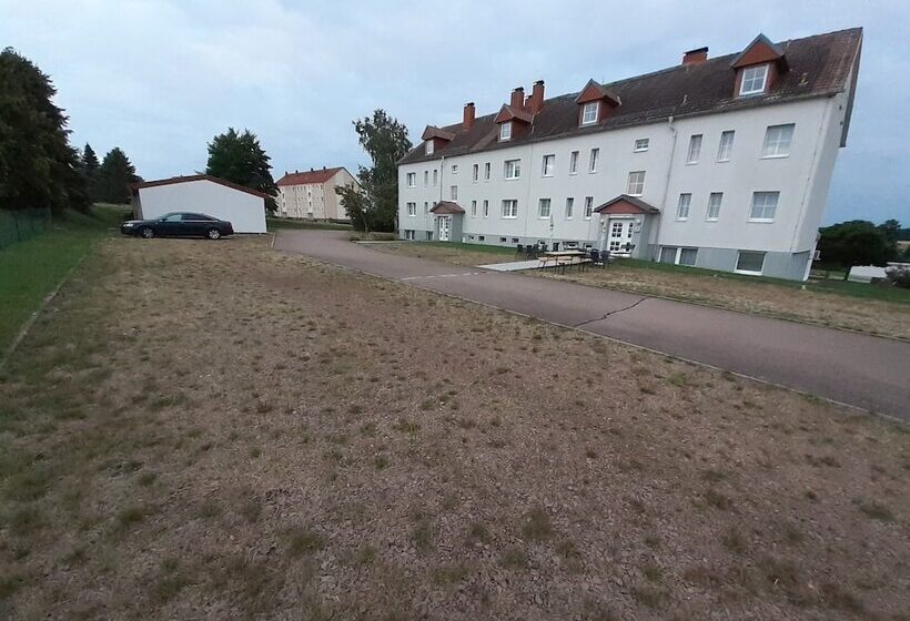 Отель Edit Pension Rossau