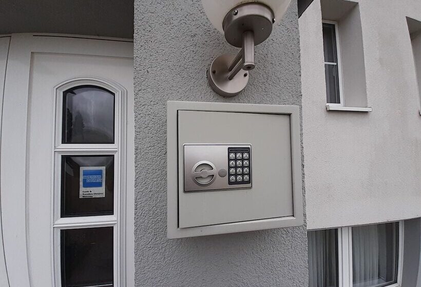 Отель Edit Pension Rossau