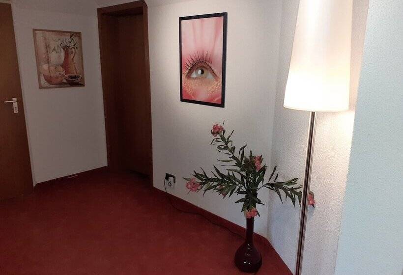 Отель Edit Pension Rossau