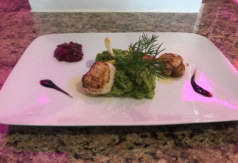 Отель Events Adlerpalast