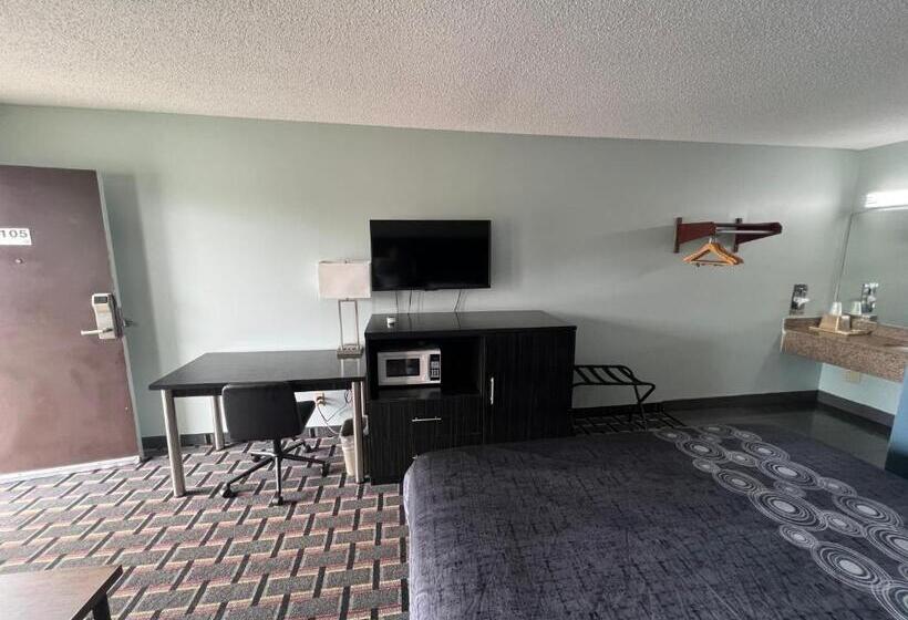 فندق Executive Inn