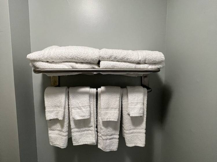 فندق Executive Inn