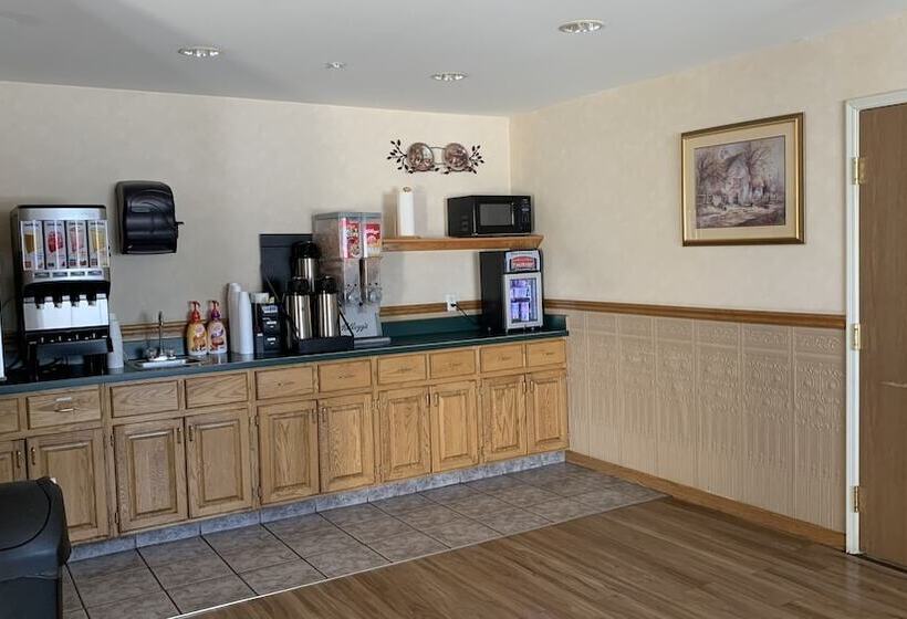 هتل Fairbridge Inn And Suites Miles City