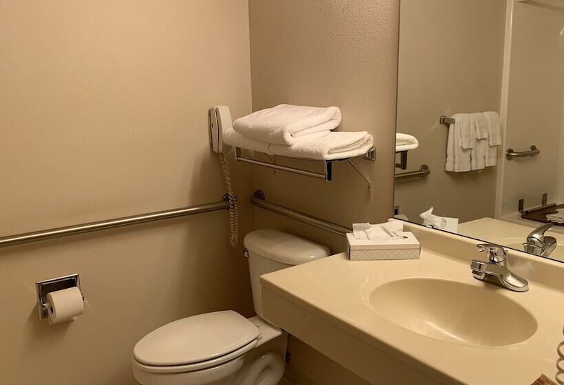 هتل Fairbridge Inn And Suites Miles City