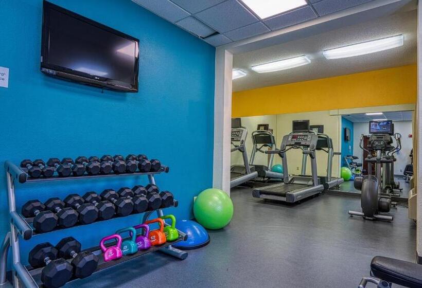 Отель Fairfield Inn Charlotte Mooresville Lake Norman