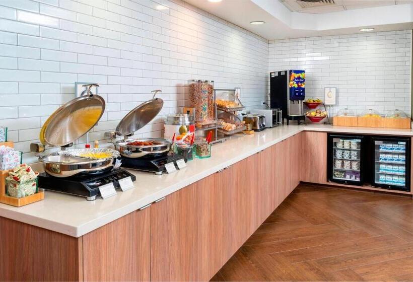 ホテル Fairfield Inn & Suites Bend Downtown