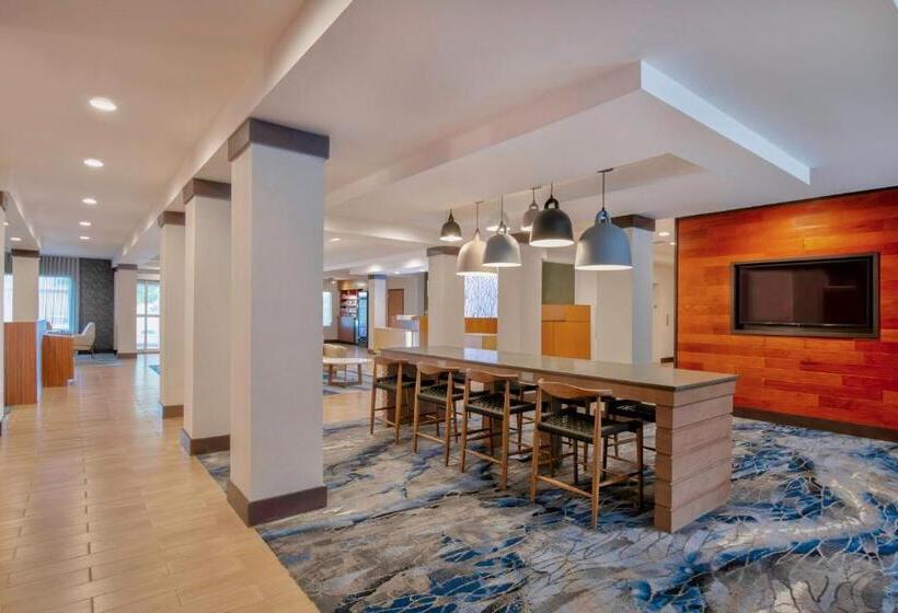 فندق Fairfield Inn & Suites By Marriott Greenwood