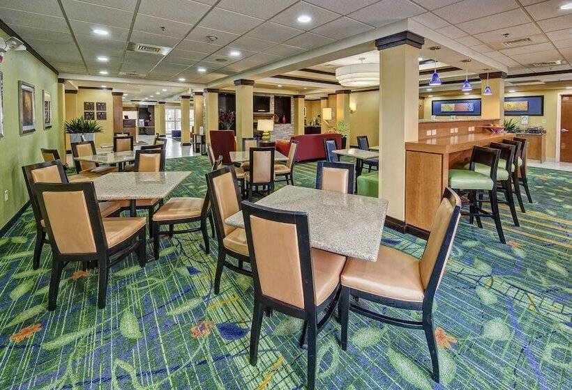 فندق Stones River Inn & Suites