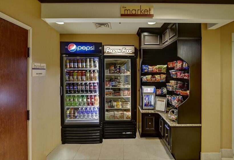 فندق Stones River Inn & Suites