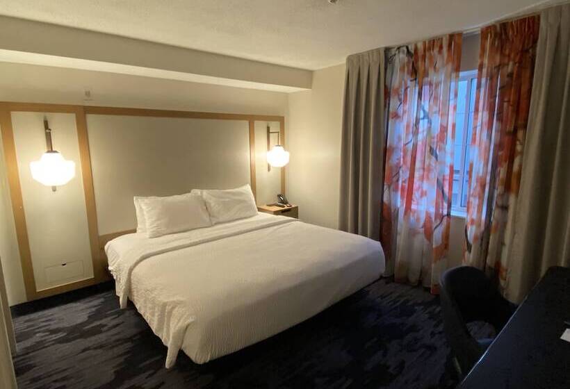 Отель Fairfield Inn & Suites By Marriott Saratoga Malta