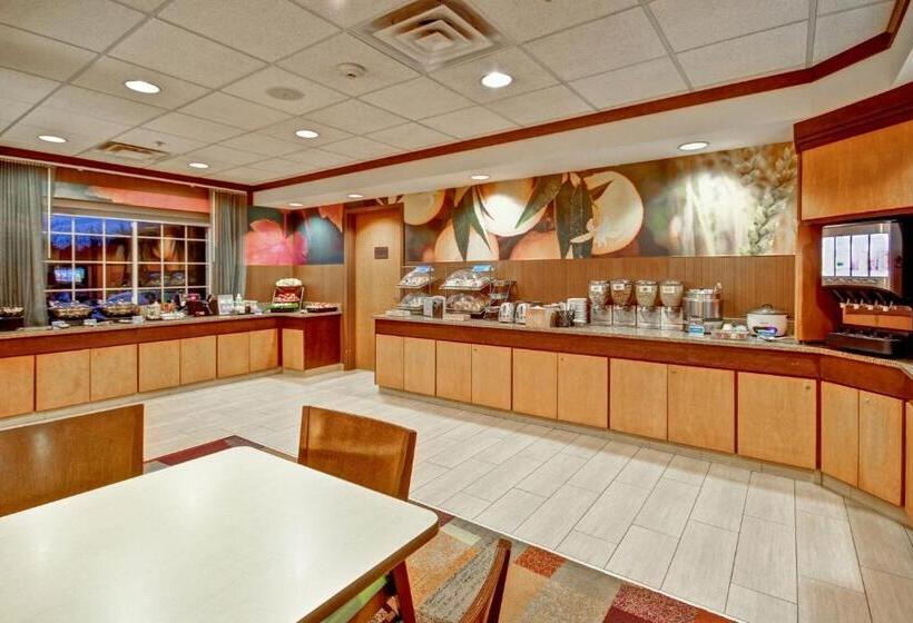 Отель Fairfield Inn & Suites By Marriott Saratoga Malta