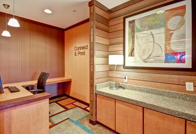 Отель Fairfield Inn & Suites By Marriott Saratoga Malta