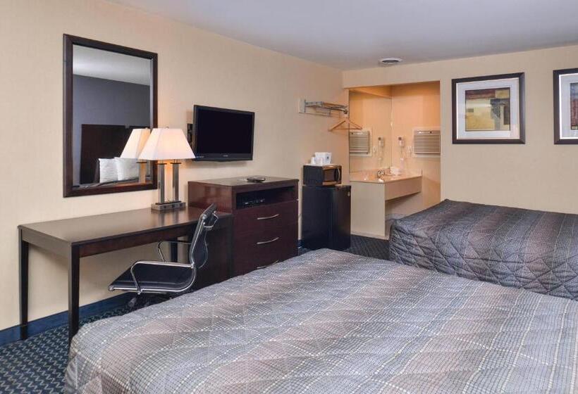 هتل Golden Hill Inndanbury