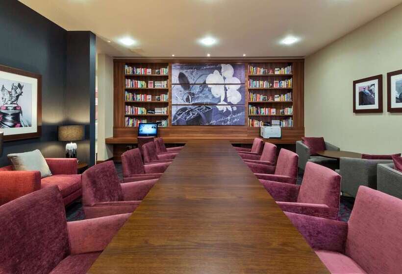 酒店 Hampton By Hilton London Luton Airport