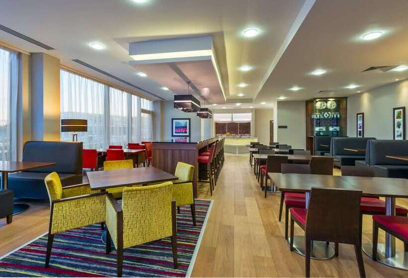 酒店 Hampton By Hilton London Luton Airport