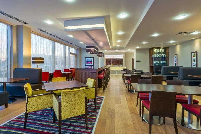 酒店 Hampton By Hilton London Luton Airport