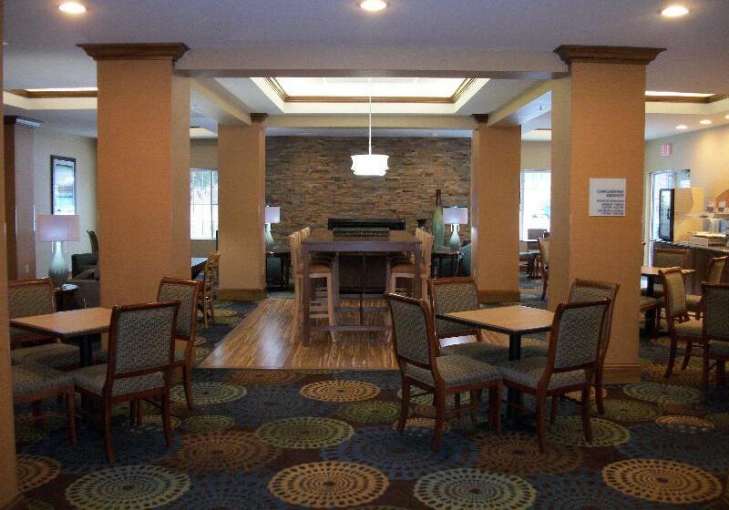 ホテル Holiday Inn Express   Cortland, An Ihg