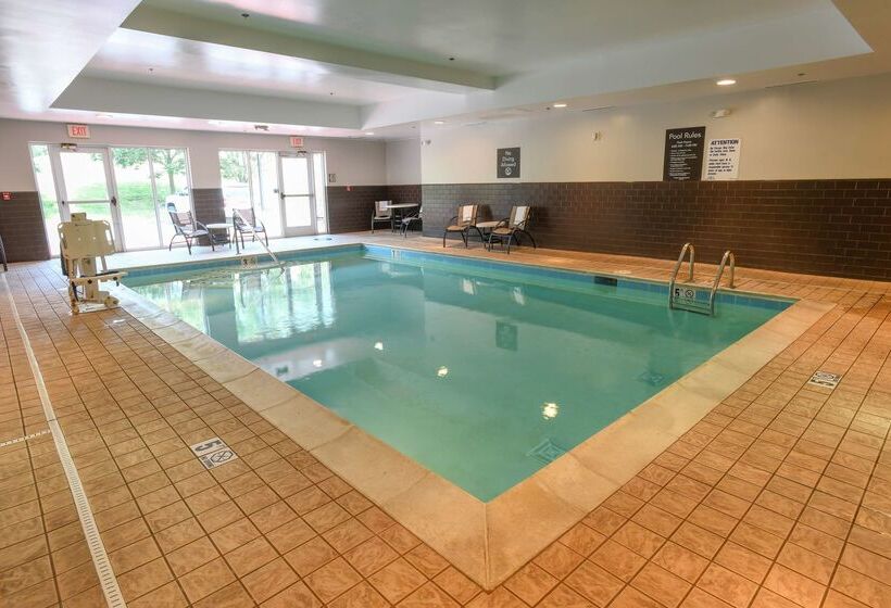 ホテル Homewood Suites Cincinnati Airport