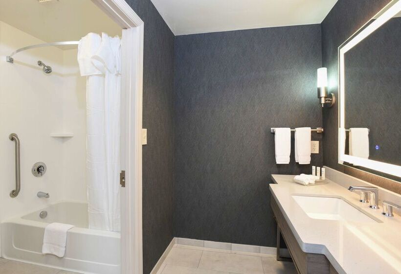 ホテル Homewood Suites Cincinnati Airport