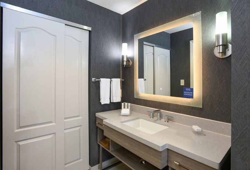 ホテル Homewood Suites Cincinnati Airport