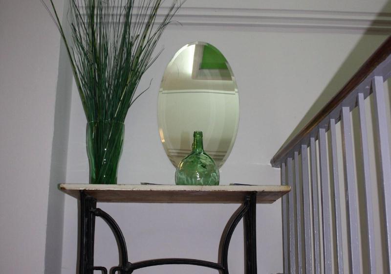 هتل Hostal La Estacion