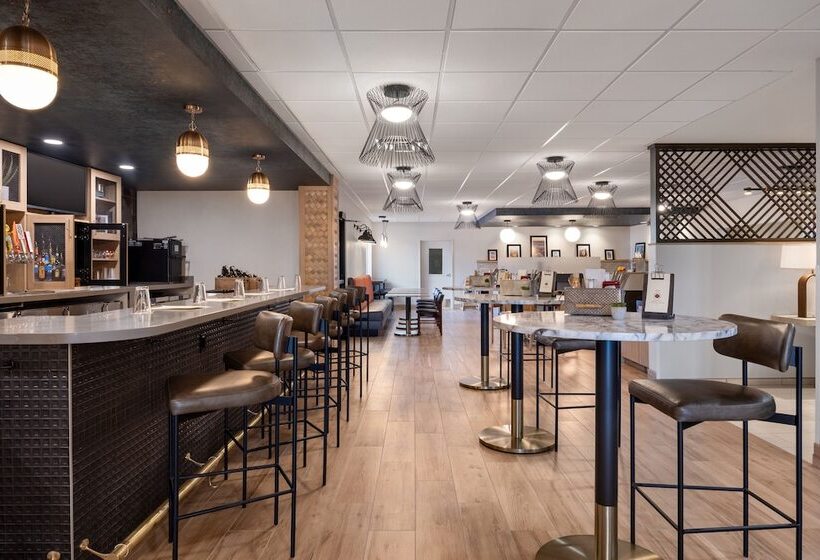 Отель The Winslow Oklahoma City