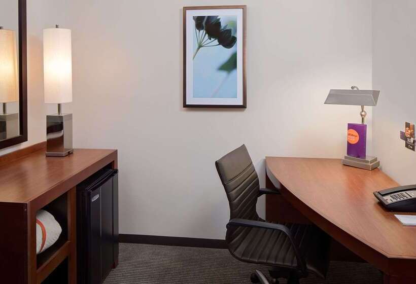 Отель Hyatt Place Pittsburgh North Shore