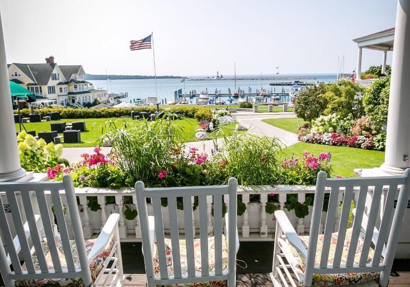 ホテル Island House