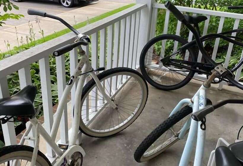 هتل Ivy Court Inn And Suites