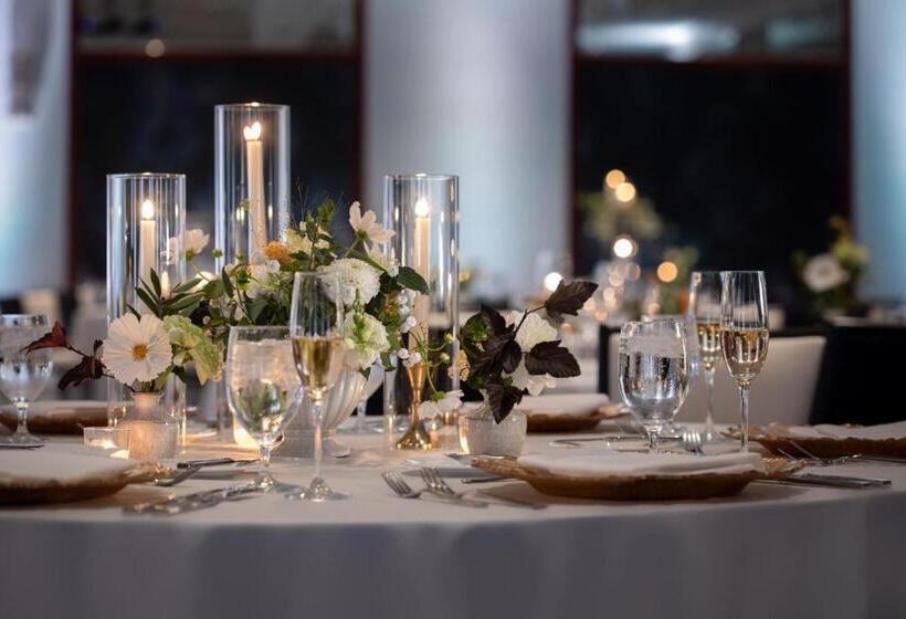 Отель Jw Marriott Grand Rapids