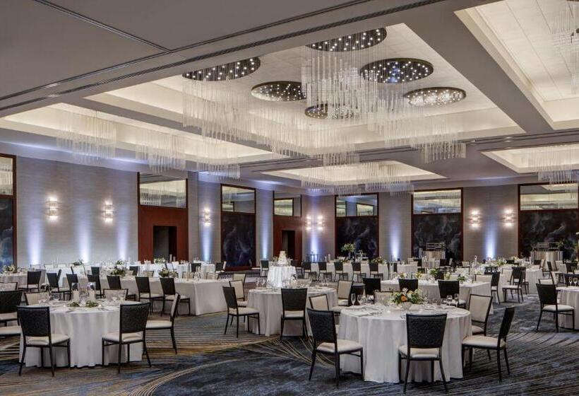 Отель Jw Marriott Grand Rapids