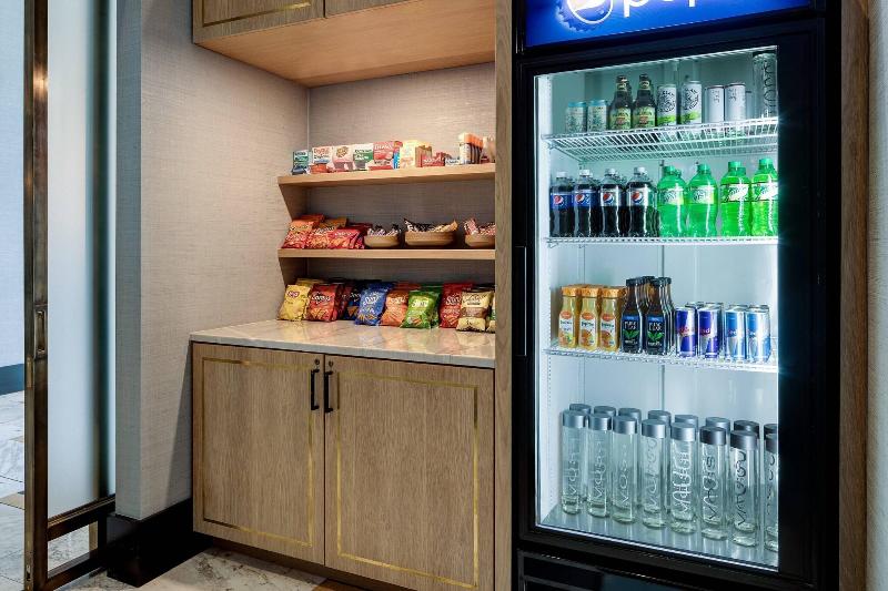 Отель Jw Marriott Grand Rapids