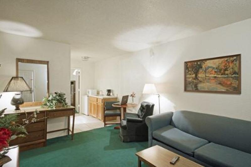 فندق Knights Inn Savanna Mcalester