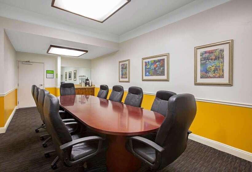 فندق La Quinta By Wyndham Visalia/sequoia Gateway